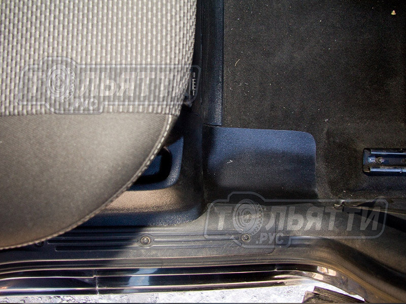 Накладки ковролина грязезащитные под зад. сиденье Гранта*, Калина1-2 Фото 4